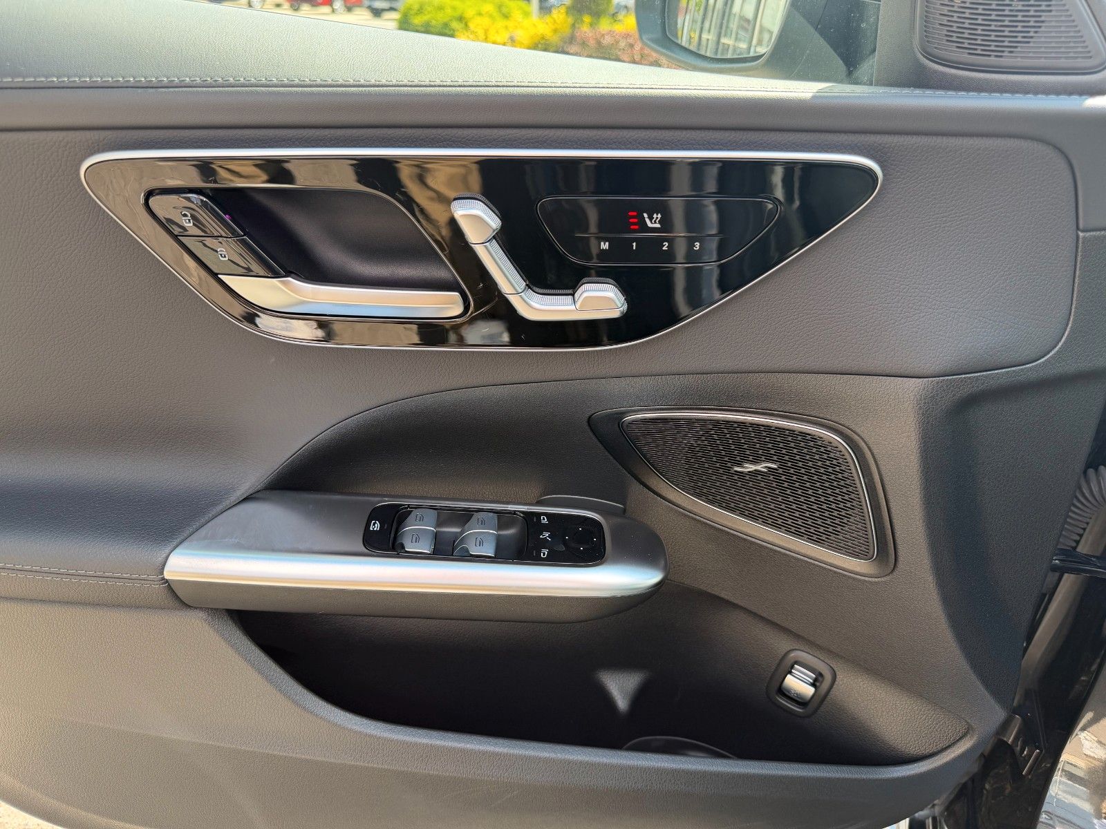 Fahrzeugabbildung Mercedes-Benz C 300d T AMG+Digital+Pano+AHK+Memory+360+HUD