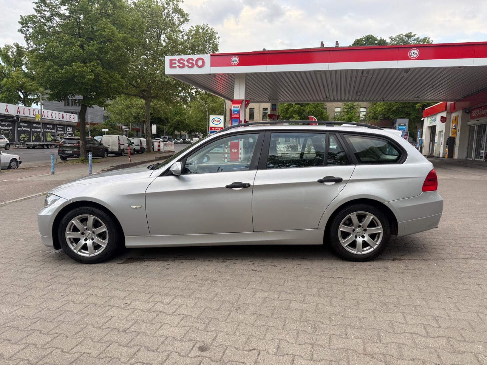 BMW 320d E91 Touring/Automatik/Xenon/Navi/PDC