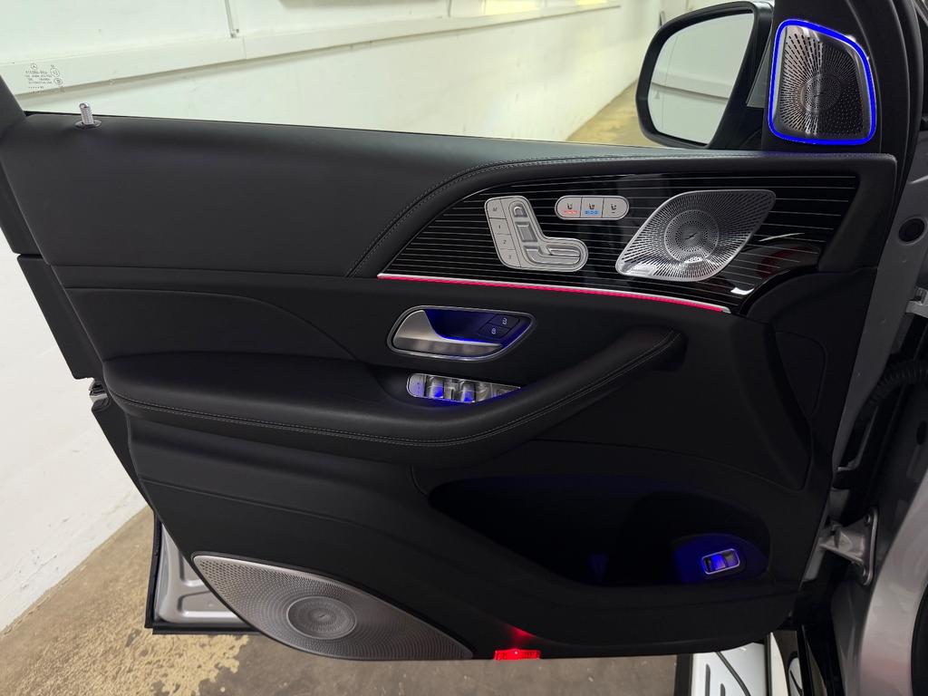 Mercedes-Benz GLS 600