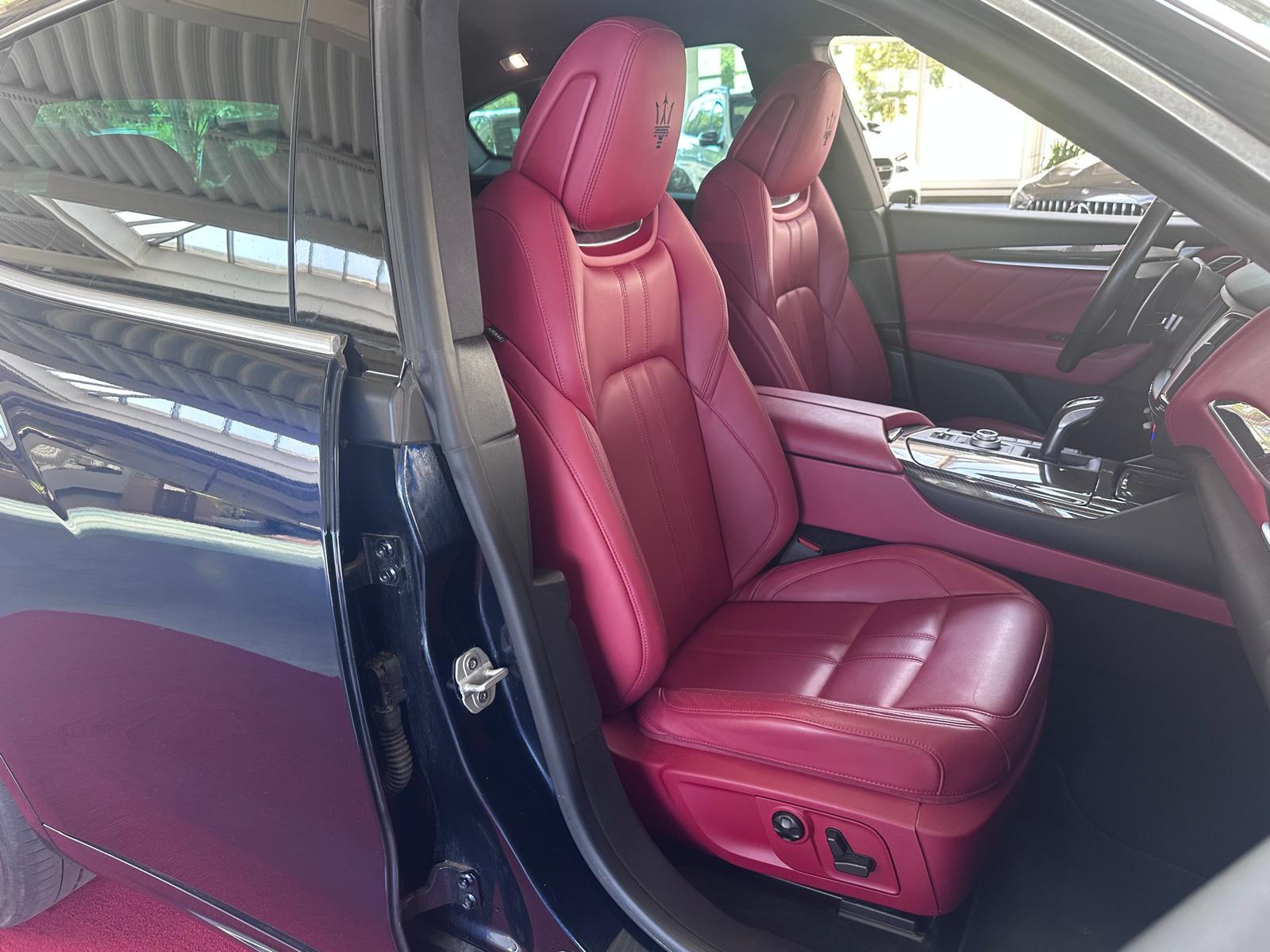 MASERATI LEVANTE MODENA 349 ch 4X4 BVA - INTERIEUR CUIR - GPS - CAMERA DE RECUL - SUSPENSION PNEUMATIQUE