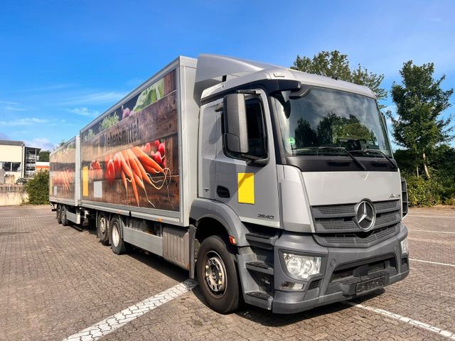 Mercedes-Benz 3x  Antos 2540 mit Kühlanhänger, Frigoblock