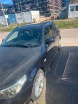 BMW 5er Touring (E61)  535d 2005 -PS 272 - BMW aus 2005: 5er