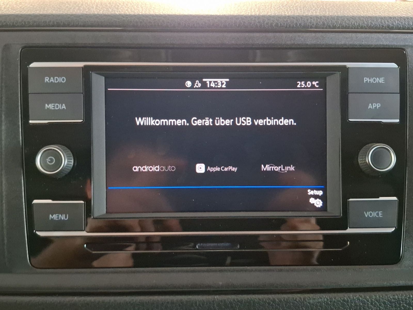Fahrzeugabbildung Volkswagen Crafter Kasten 35 LR HD Klima DAB GRA RFK