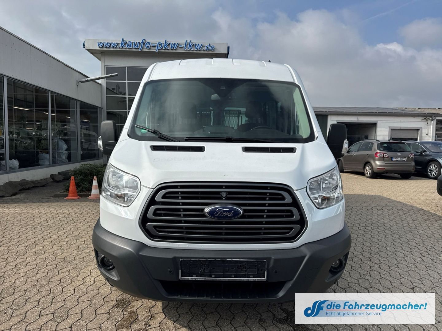 Fahrzeugabbildung Ford Transit Kombi 350 L3 Trend 2.2 TDCi DPF *EXPORT