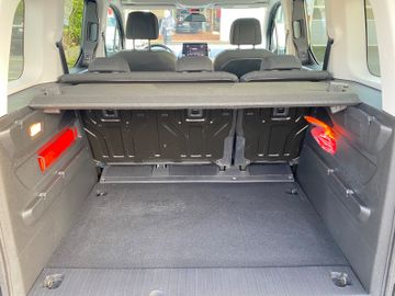 Bild 19 Opel COMBO LIFE ELEGANCE 5-SITZE