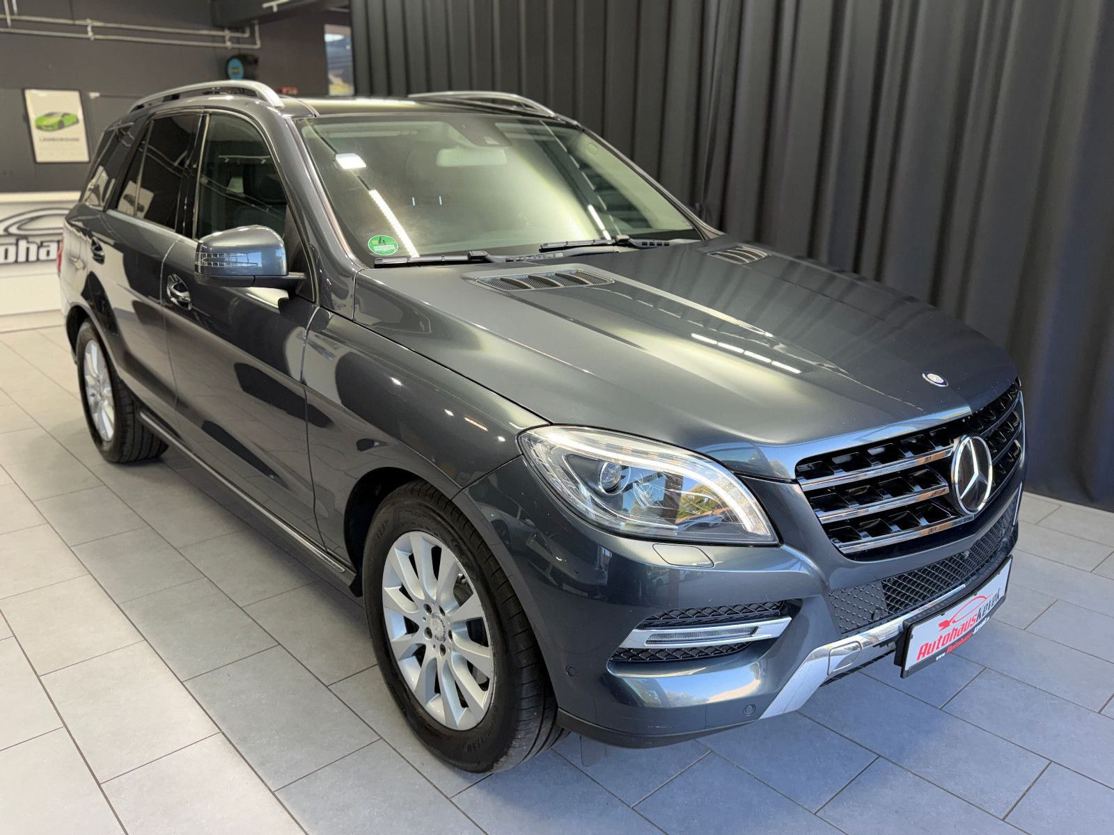 Fahrzeugabbildung Mercedes-Benz ML 350 4Matic |AHK|LUFT|PANO|U-FREI