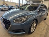 Hyundai i40 cw 1,6  blue-Anhängerkupplung-Tüv neu-1 Hand - Hyundai i40 aus 2016