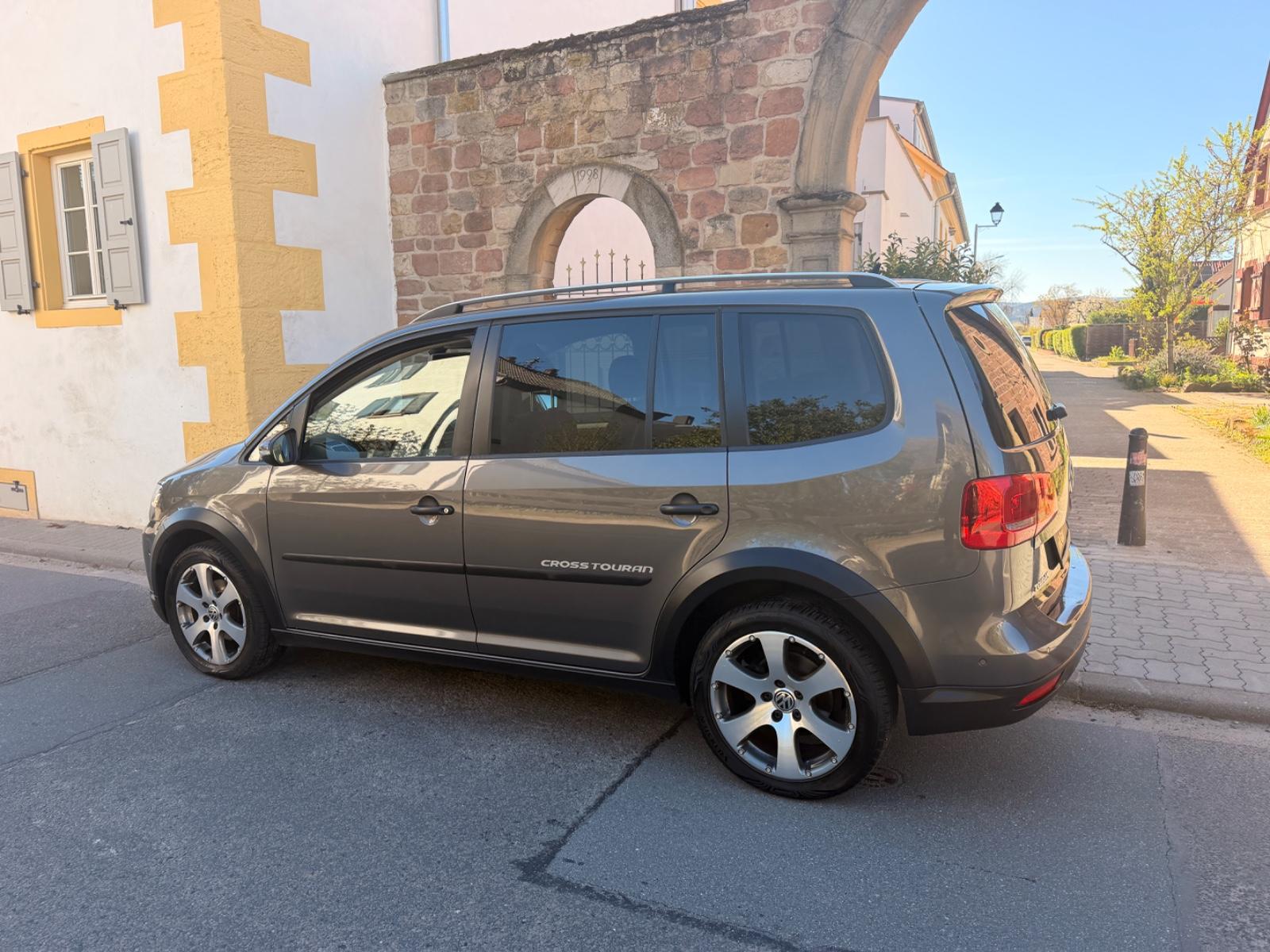 Volkswagen Touran CrossTouran 1.4 TSI