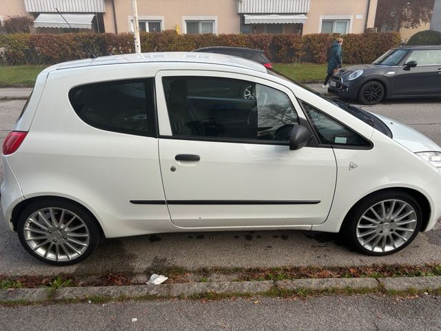 Mitsubishi Colt 75 ps 2008 118.000 km Tüv ...