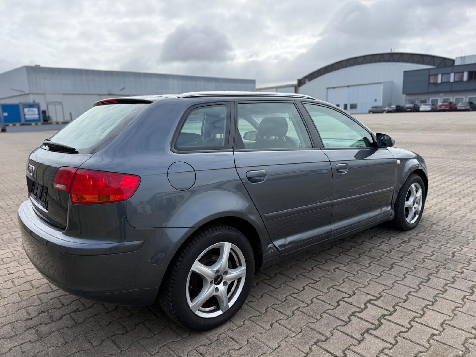 Audi A3 Sportback 1.8 TFSI Ambiente Automatik
