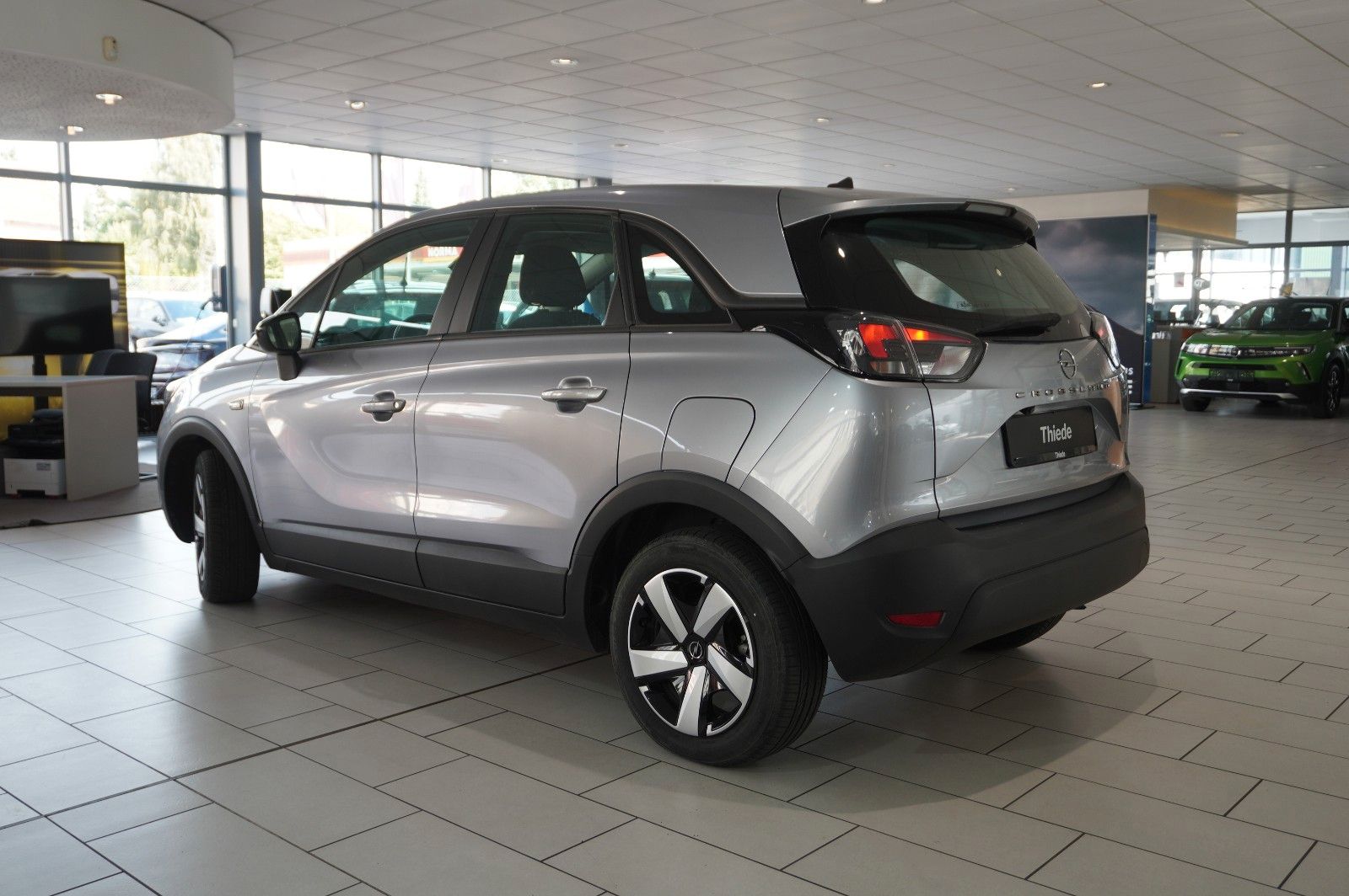 Fahrzeugabbildung Opel Crossland (X) 1.2 EDITION NAVI/LED/KAMERA/DAB+