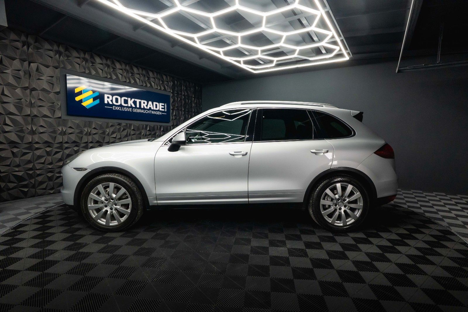 Fahrzeugabbildung Porsche Cayenne S 4.8 Sport *Top Zustand*Sportauspuff*