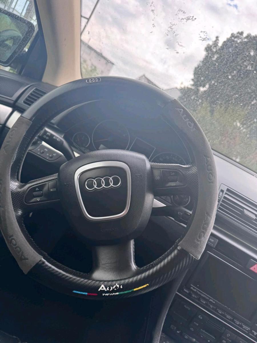 Audi  2006 — photo 12