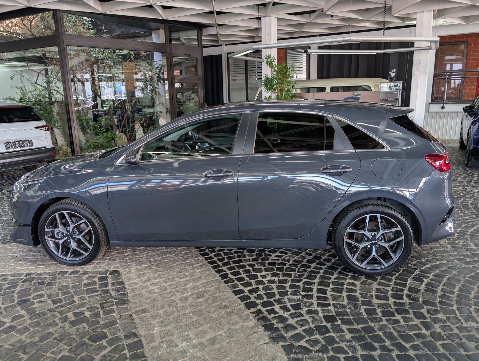 Fahrzeugabbildung Kia cee'd / Ceed 1.5 T-GDI Ultimate Style-Pk SCC JBL