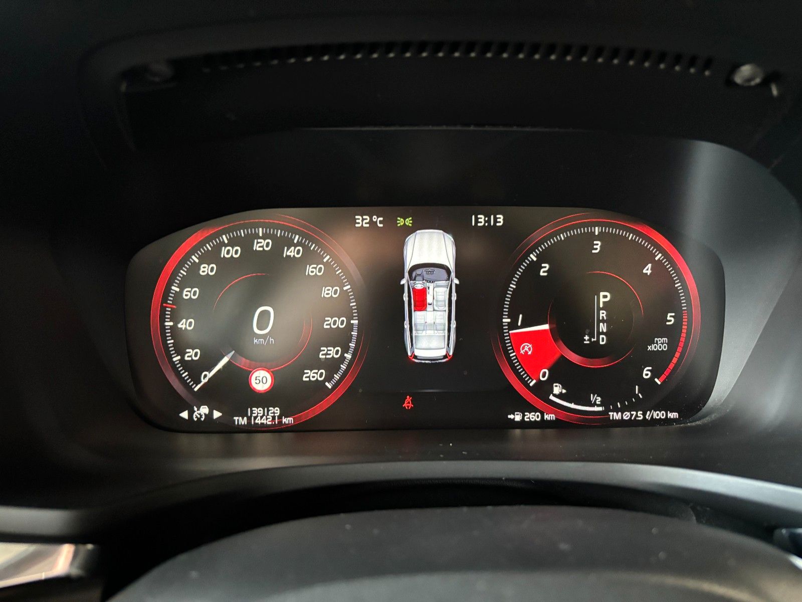 Fahrzeugabbildung Volvo V60 Momentum /KAMERA/LED/SHZ/ACC+/NAVI