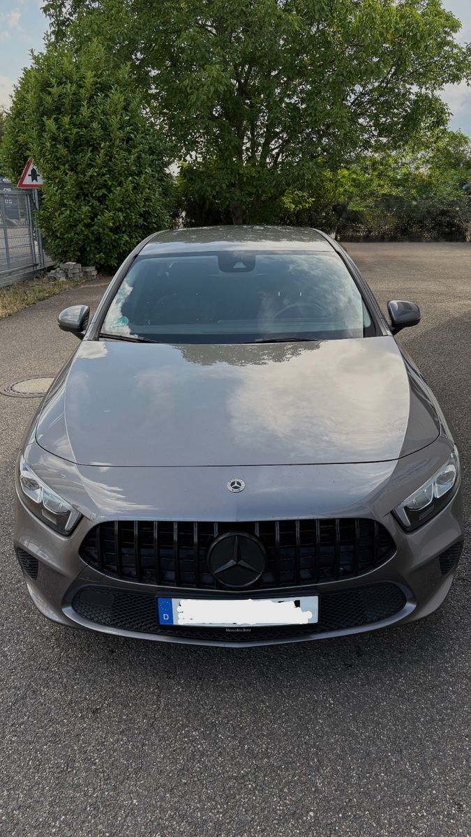 MERCEDES-BENZ 12/2021 | 3 Radsätze | Ambientebeleuchtung