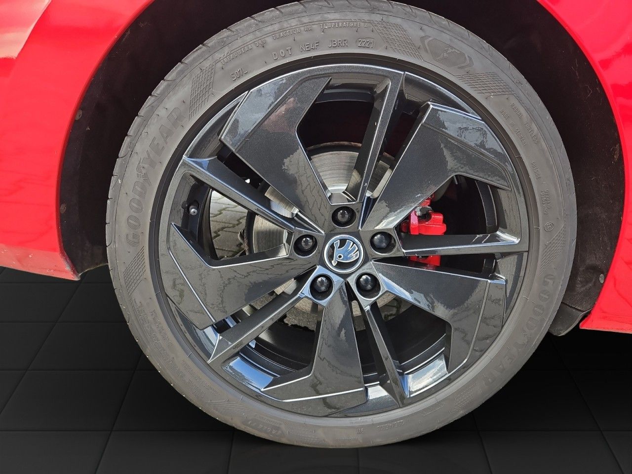 Fahrzeugabbildung SKODA Octavia Combi RS,AHK,Matrix,Navi,SHZ,Panorama