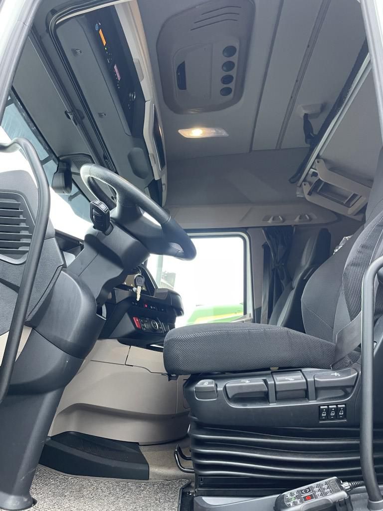 Fahrzeugabbildung DAF FT XG 480