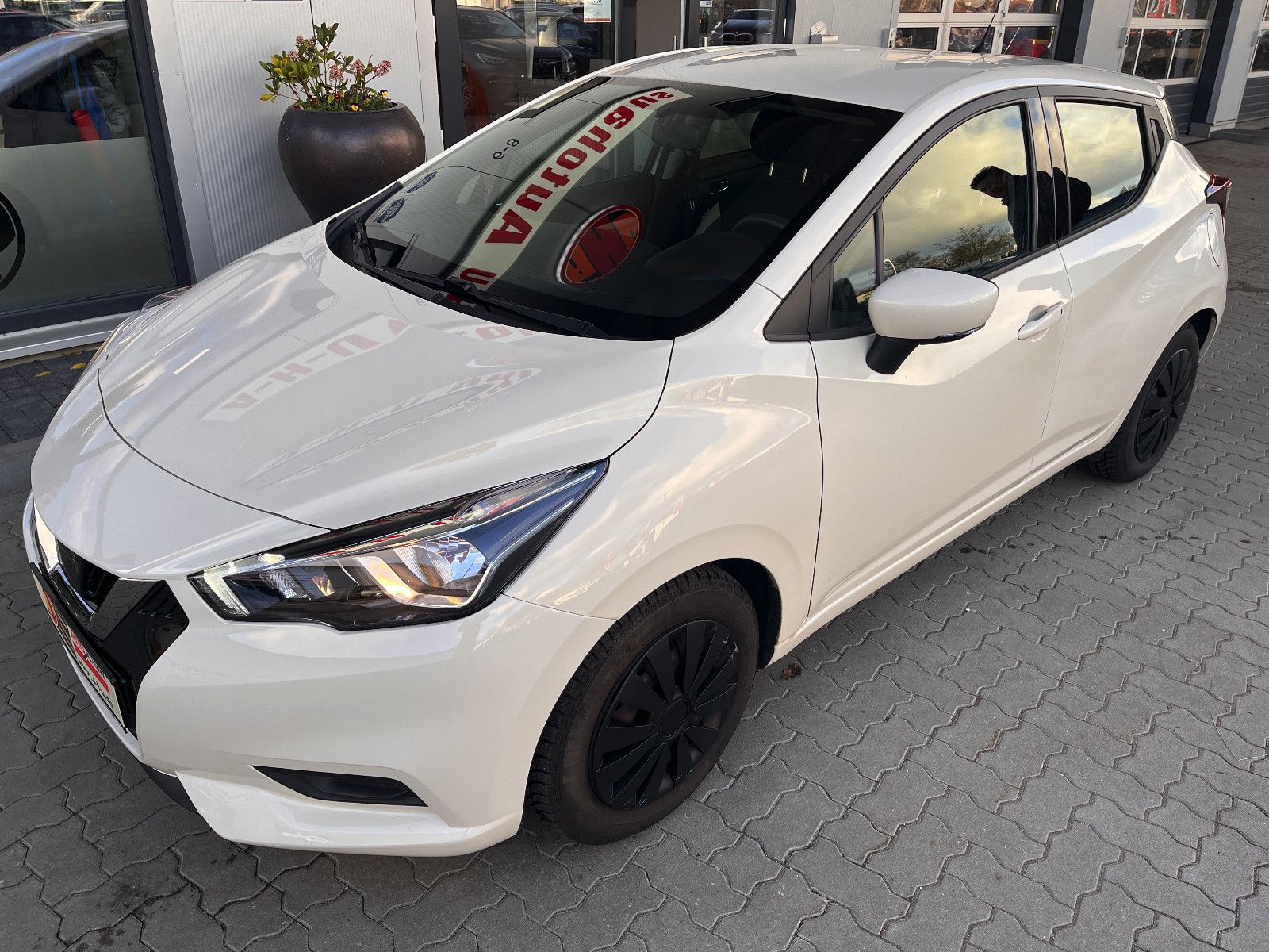 Fahrzeugabbildung Nissan Micra Acenta