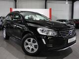 Volvo XC60 D3 MOMENTUM / LEDER / NAVI+ / ABN.AHK - gebrauchte Volvo XC60 aus dem Jahr 2016