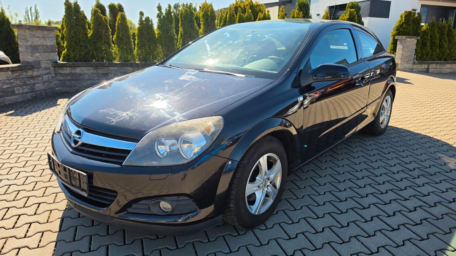 Opel Astra GTC 1.6 Twinport 77kW