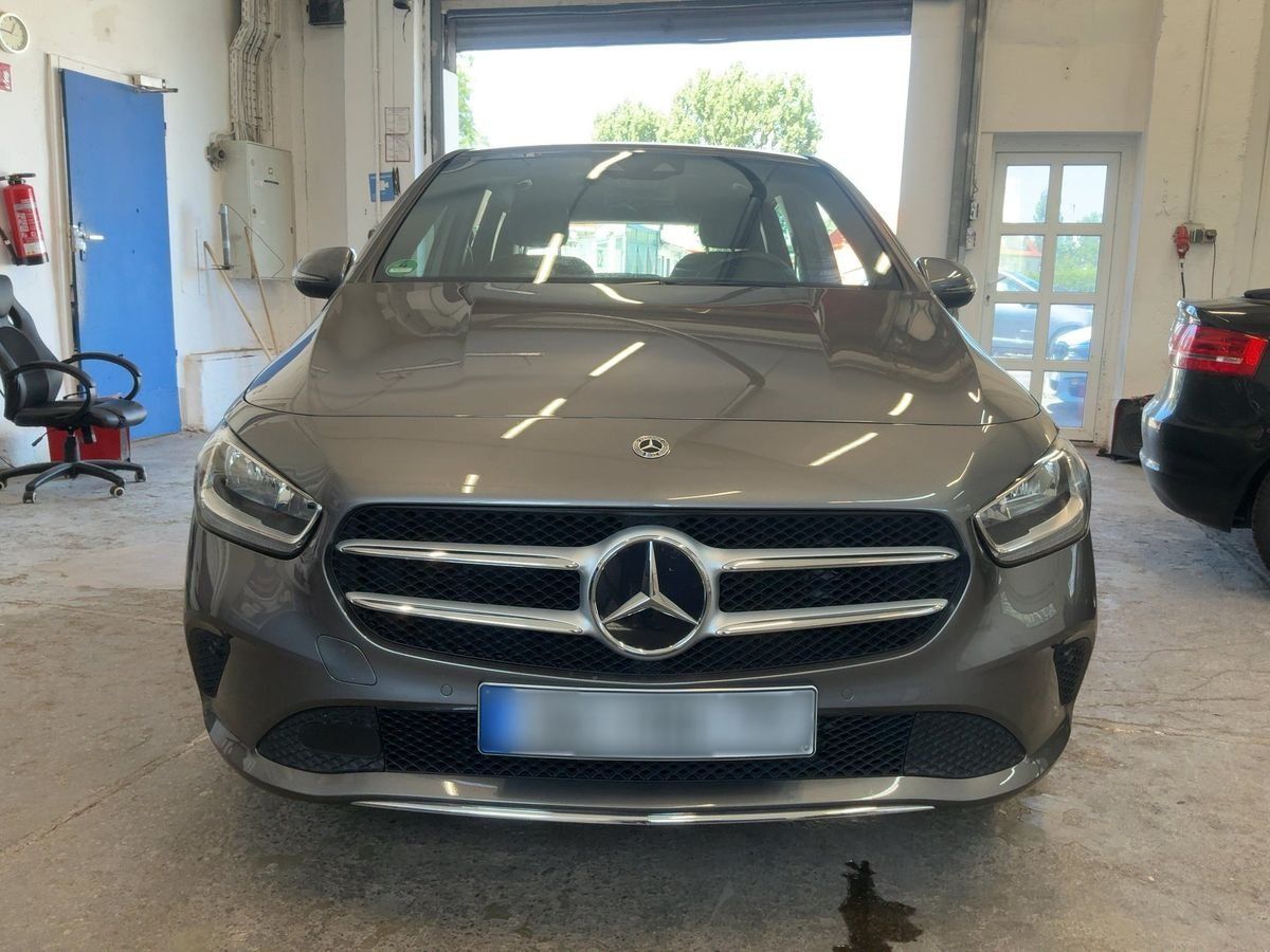 Fahrzeugabbildung Mercedes-Benz B 180 7G Progr HighEndMBUX Memo KeyGo el.Heckkla
