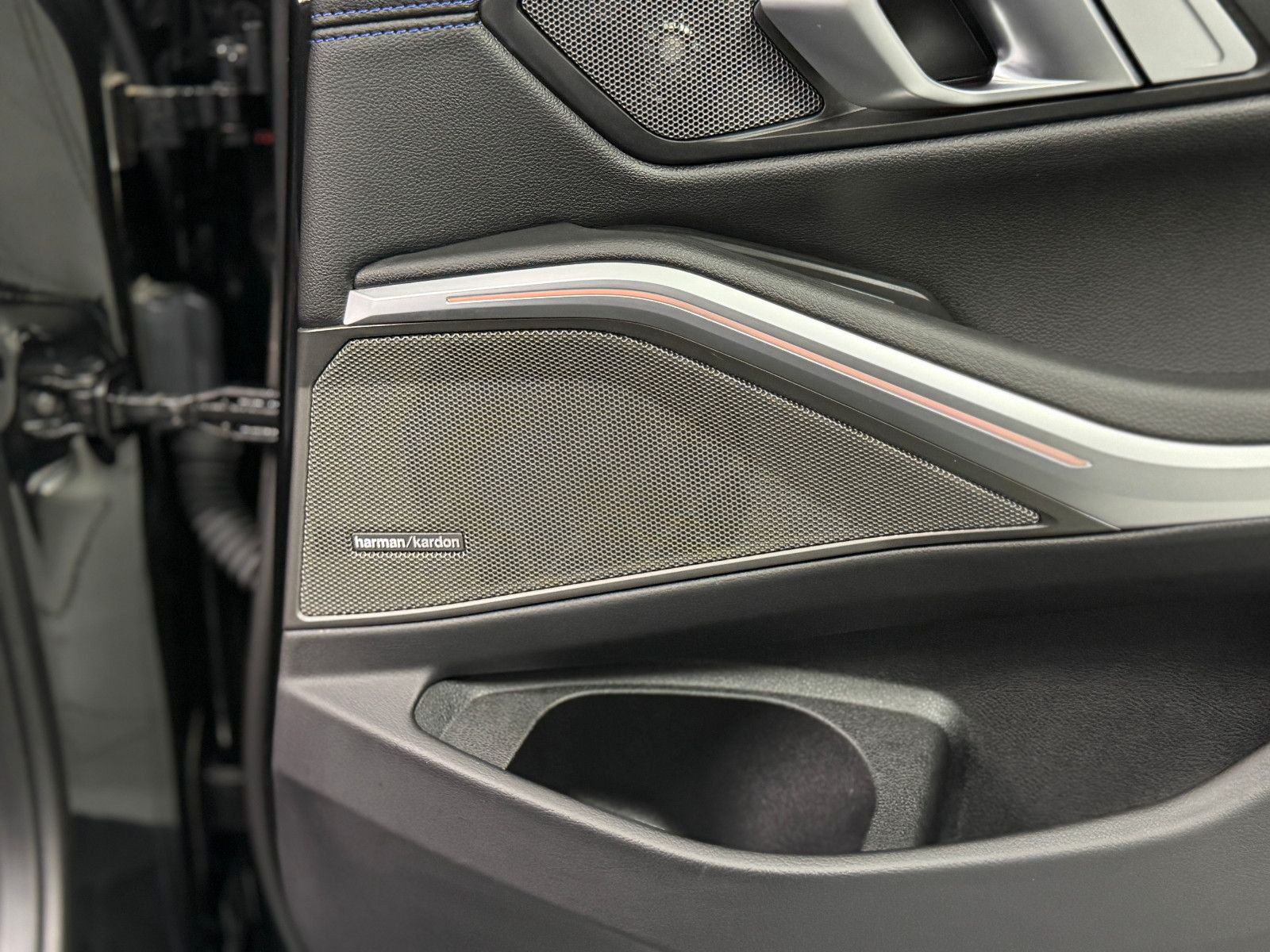 Fahrzeugabbildung BMW M340i Limousine xDrive |M-SITZE|H/K|PANO
