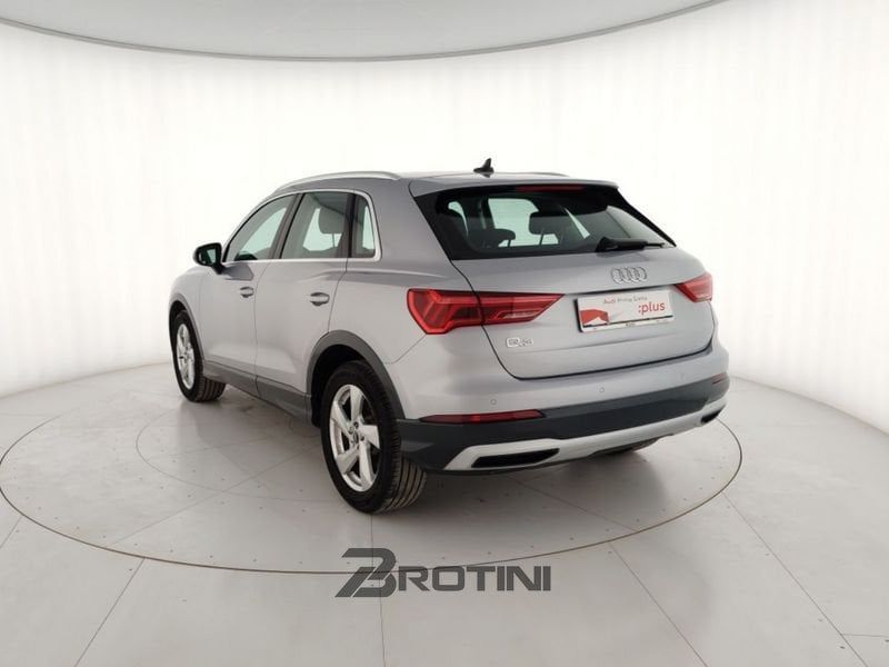 Audi Q3 1.5 35 TFSI Business Advanced imagem 2