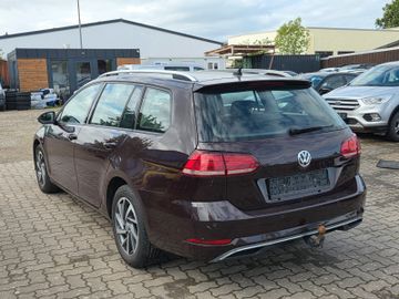 Volkswagen Golf - 4