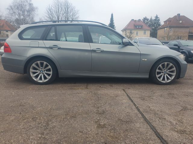 BMW 320 Baureihe 3 Touring 320i