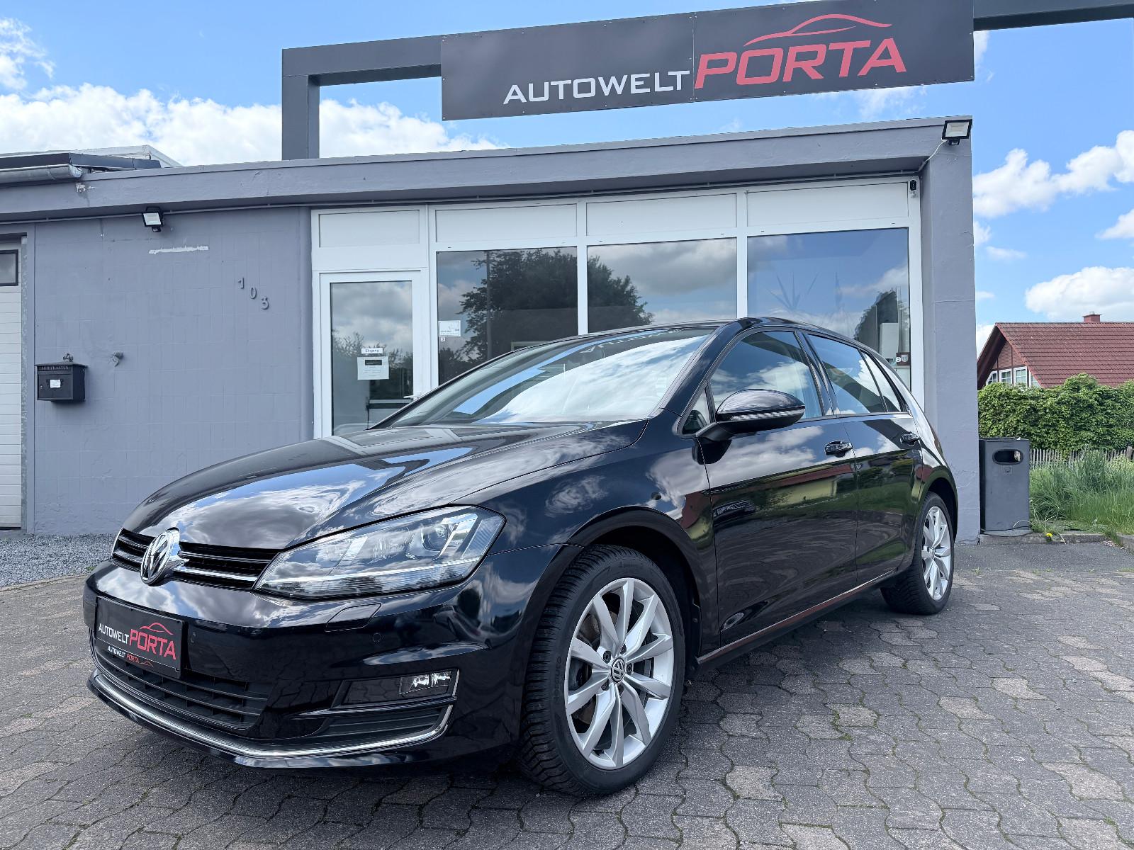 Volkswagen Golf VII Lim. Highline/NAVI/SHZ/ALCANTARA