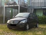 Mercedes-Benz Mercedes B-Klasse 170 ** TÜV 01/2028 ** - Mercedes-Benz B 170 von privat