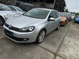 Volkswagen Golf VI Highline*AUTOMATIK*KLIMA*LEDER*PDC*ALU* - Gebrauchtwagen mit Automatik bis 4.000 Euro