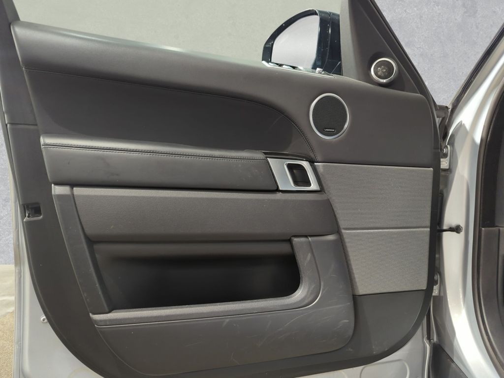 Land Rover Range Rover Sport P400 HST VOLLAUSSTATTUNG AHK D