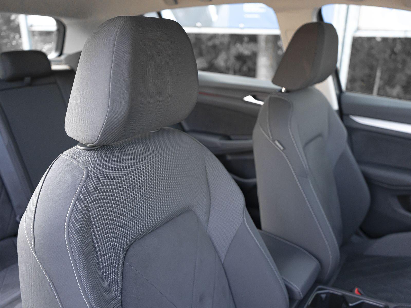 Volkswagen Golf VIII Life 2.0 TDI LED Navi ParkPilot App DS, миниатюра 13
