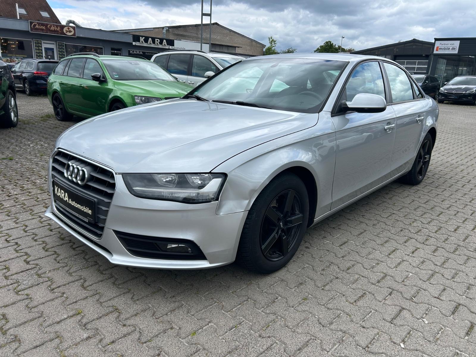 Audi A4 Lim. Attraction*Navi/Leder/PDC*