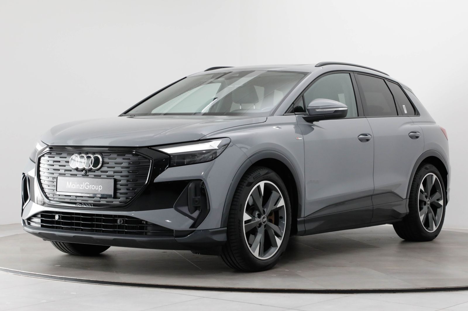 Audi Q4 50 e-tron quattro S line SHZ Pano PDC