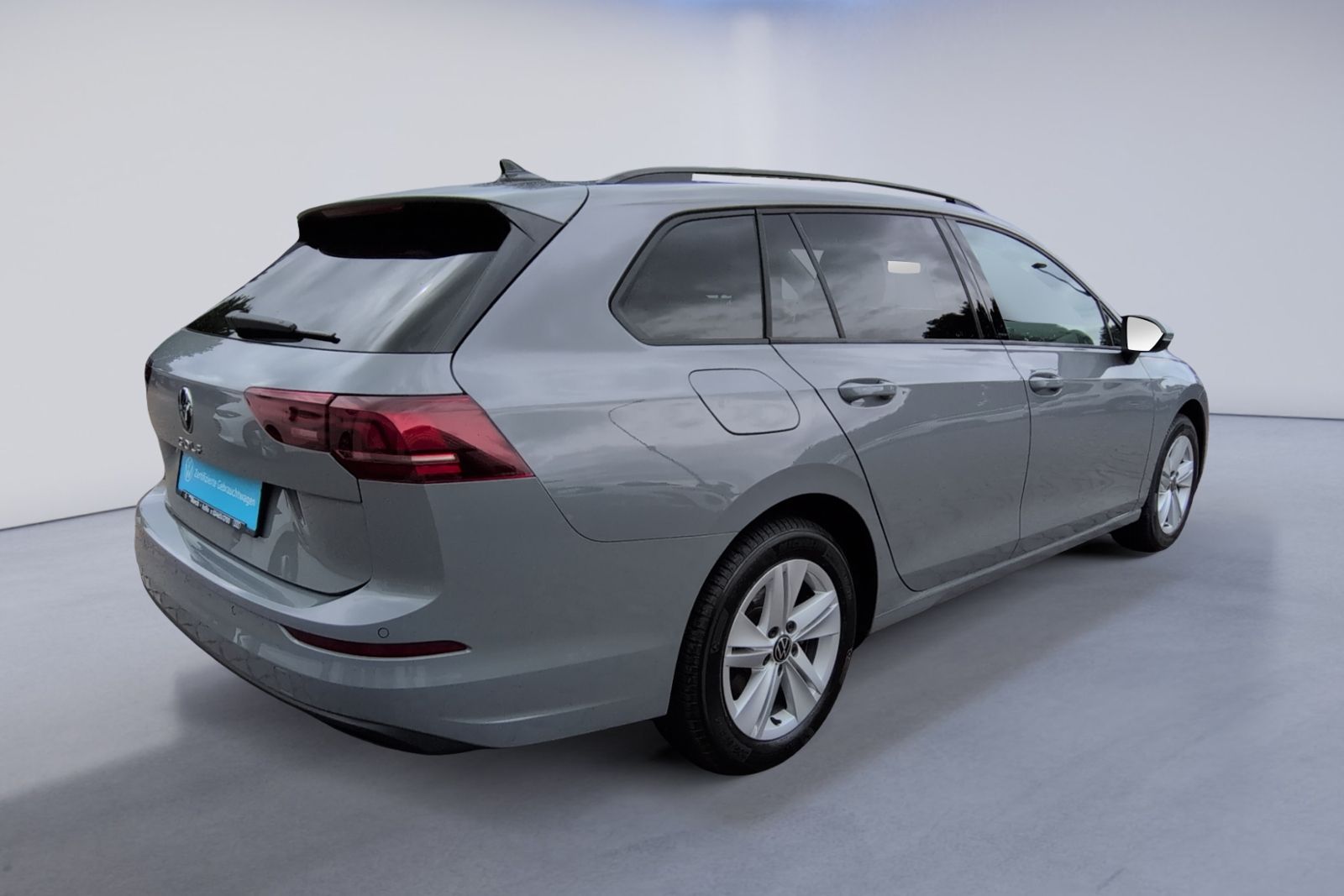 Golf VIII Variant 2.0TDI DSG Life KAMERA+LED+AHK