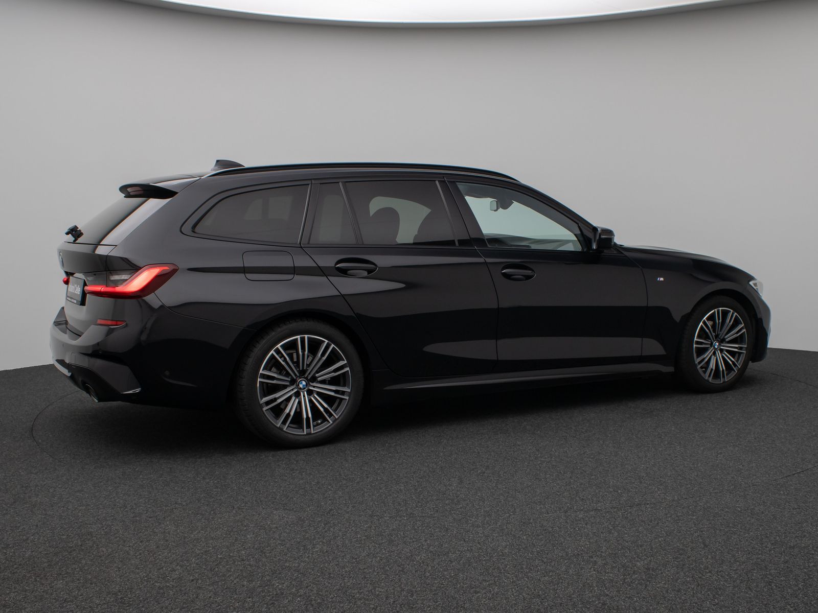 Fahrzeugabbildung BMW 320d M Sport Kamera CockPitPro DAB LED Alarm