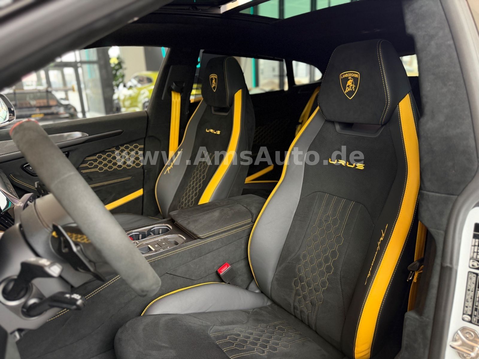 Urus 4.0 V8 Performante Full Carbon Full PPF
