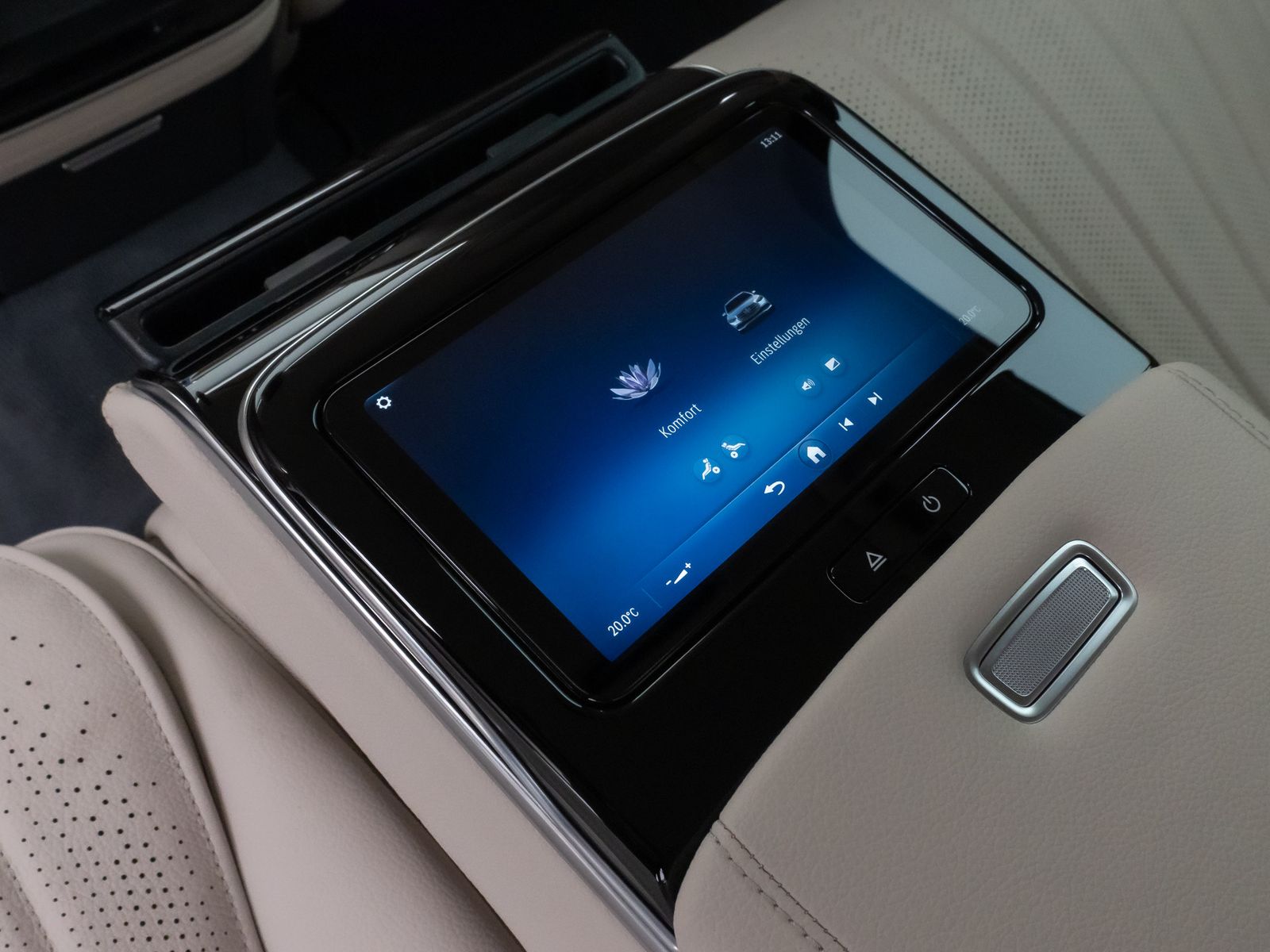 Fahrzeugabbildung Mercedes-Benz S 400d 4Matic HUD DAB 360° 9G-Tronic MBUX Ent.+