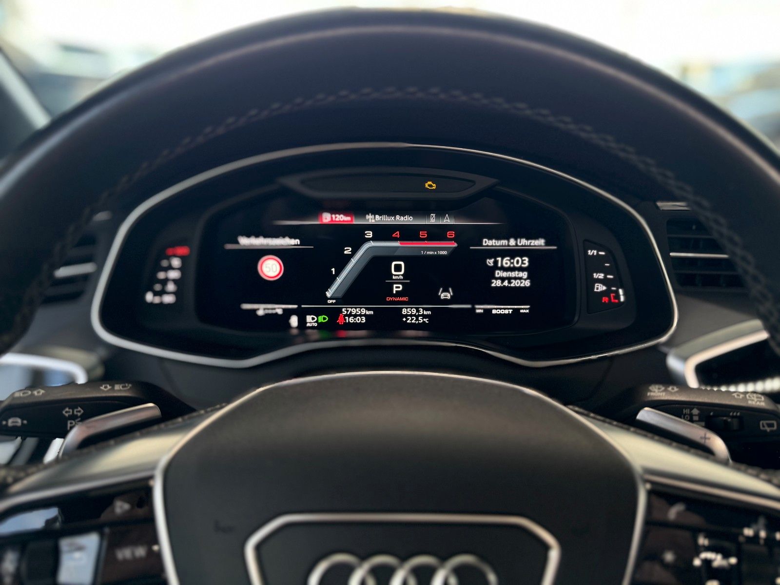 Fahrzeugabbildung Audi S6 Avant 3.0 TDI quattro "PANO Matrix-LED LM 20"