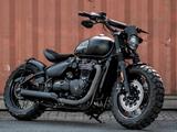 Triumph Bonneville Bobber 1200 KingWheel Custom - TRIUMPH CUSTOM