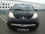 Peugeot 107 Automatik,22800Km.Klima TÜV neu - Peugeot 107 mit Benzin-Antrieb: Automatik