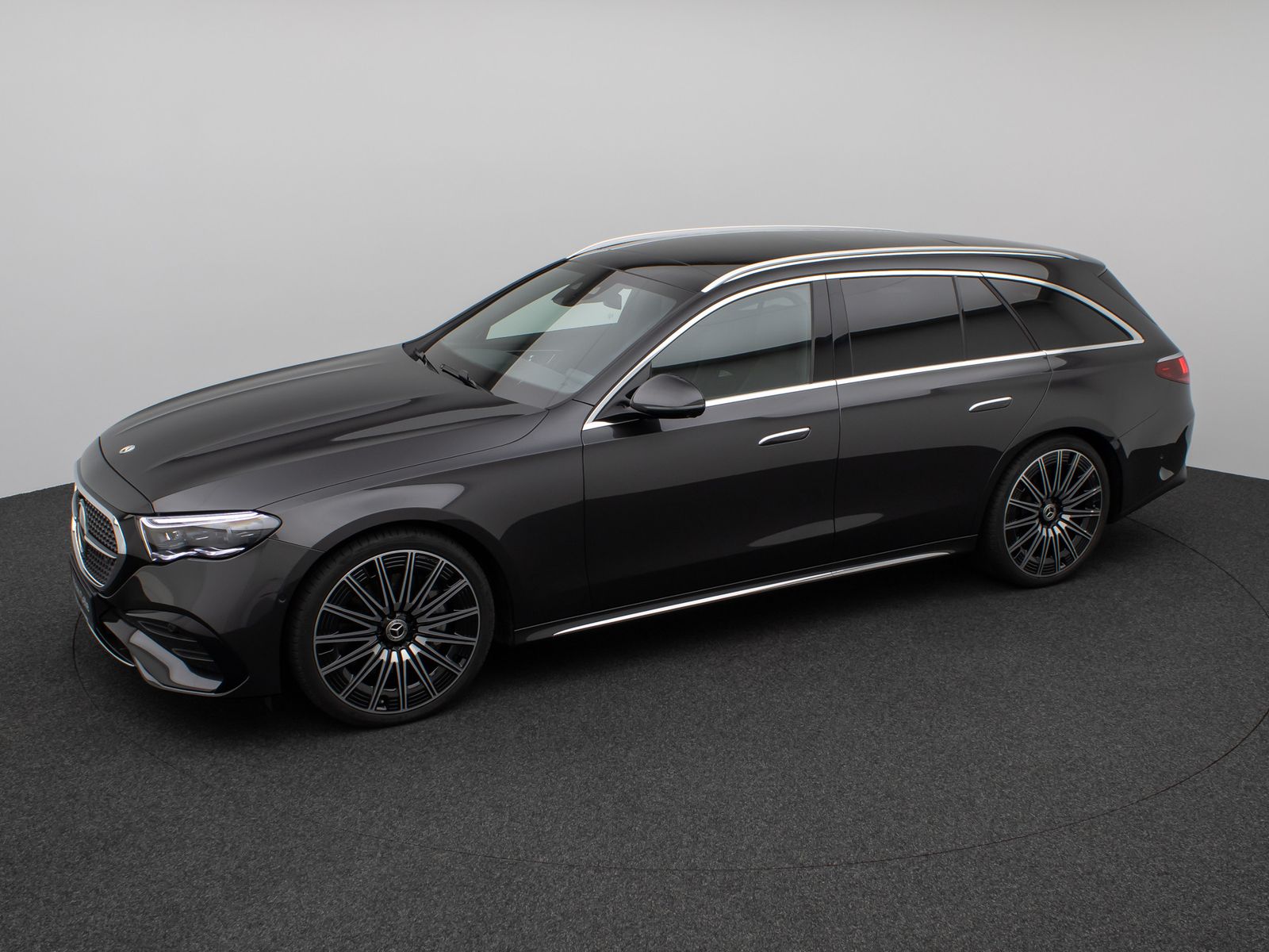 Fahrzeugabbildung Mercedes-Benz E 450d 4Matic AMG Line Advanced+ Pano 360°21Zoll