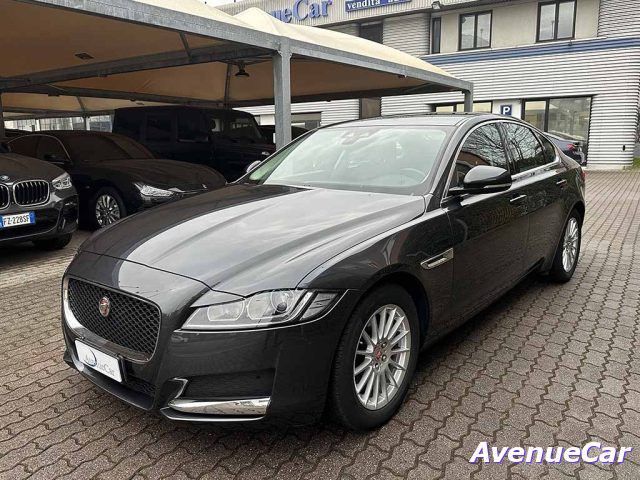 Jaguar JAGUAR XF 2.0 d Pure BERLINA AUTOMATICA TELECAME