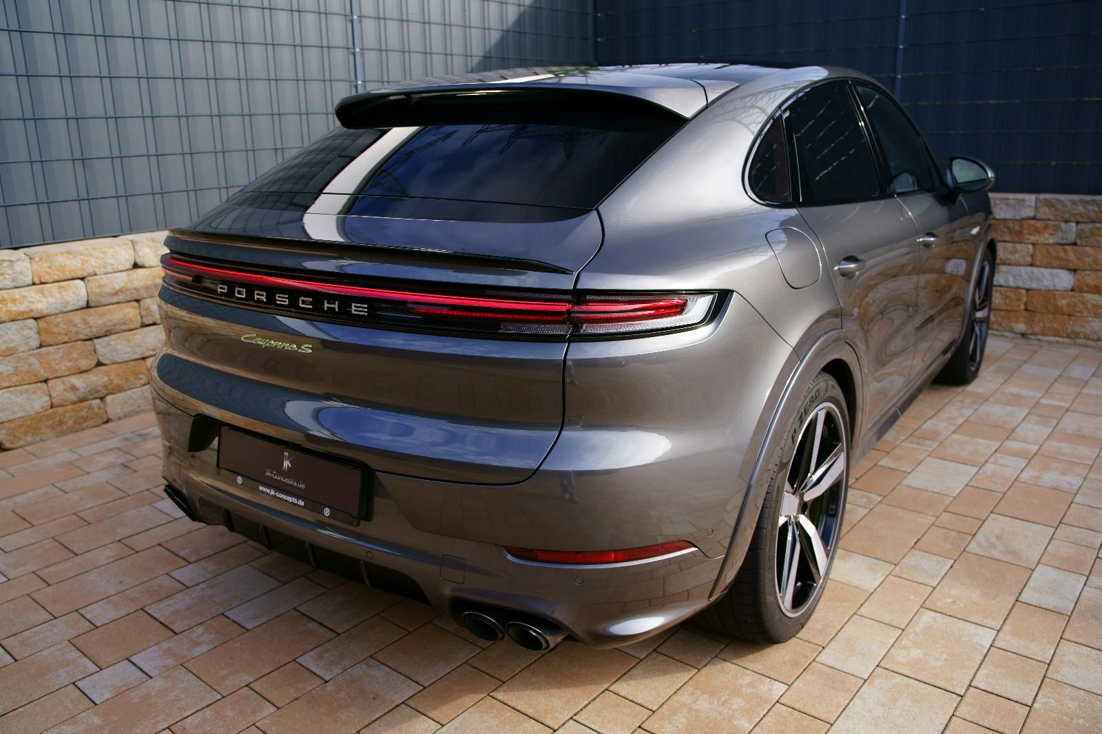 Porsche Cayenne Coupe S E-Hybrid SportDesign + SportAGA