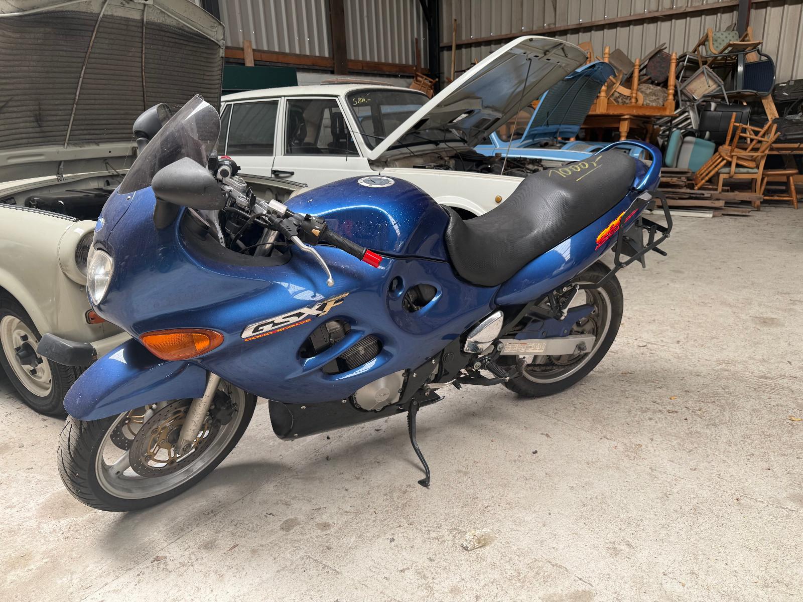 Suzuki GSXF