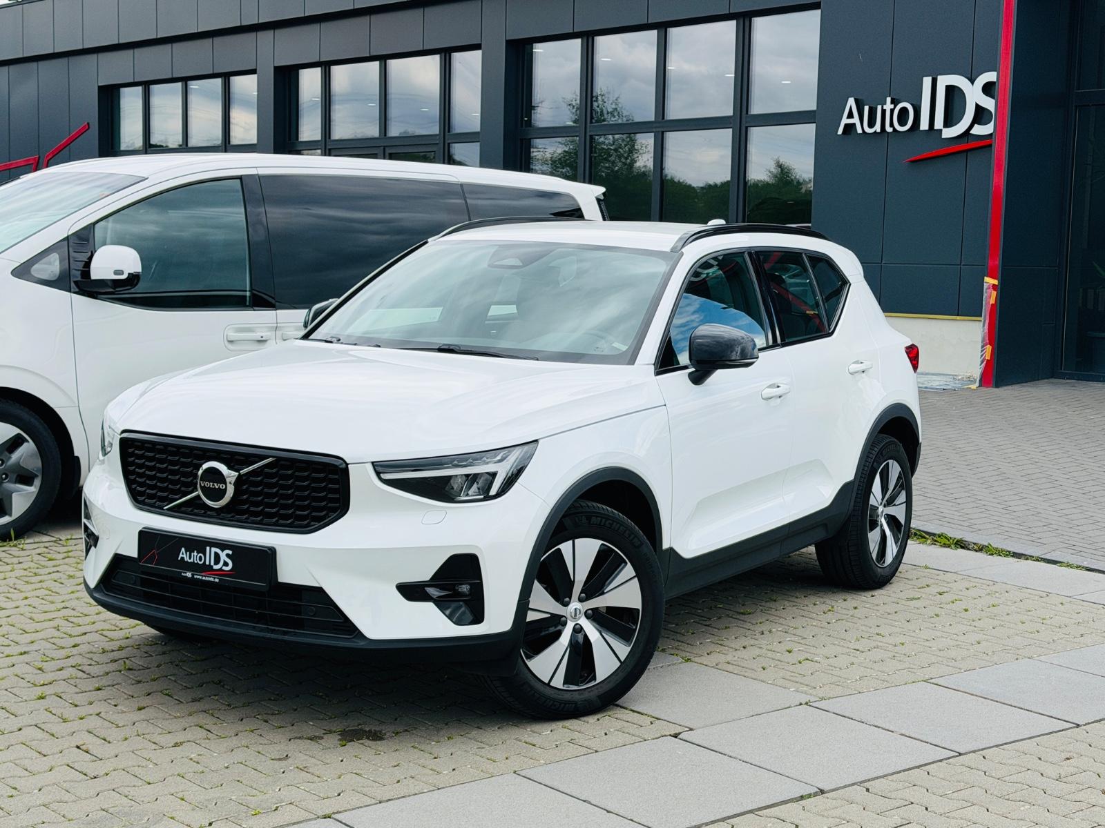 Volvo XC40 Plus Dark 2WD/Navi/Harman-Kardon