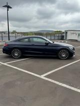 Mercedes-Benz C 300 AMG- Line - blaue Mercedes-Benz C 300